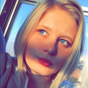 Meet your Posher, Ava